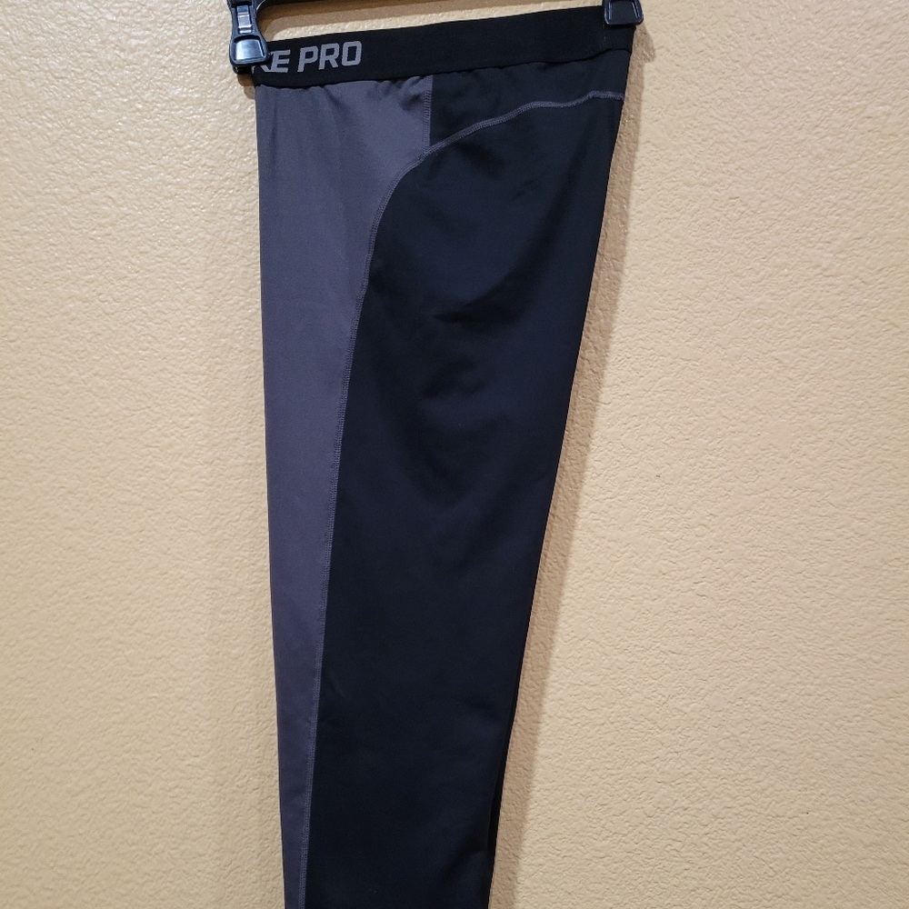 Nike pro black training Capri crop leggings